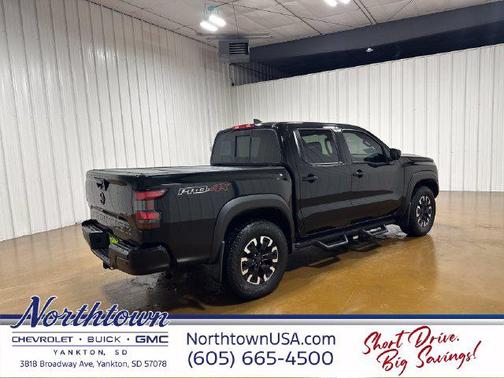 Super Black 2022 Nissan Frontier PRO-4X