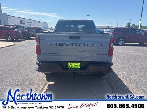 2024 Chevrolet Silverado 1500 Custom Trail Boss