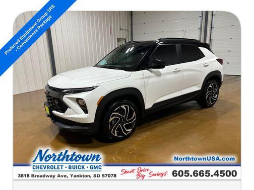 Summit White 2024 Chevrolet Trailblazer RS