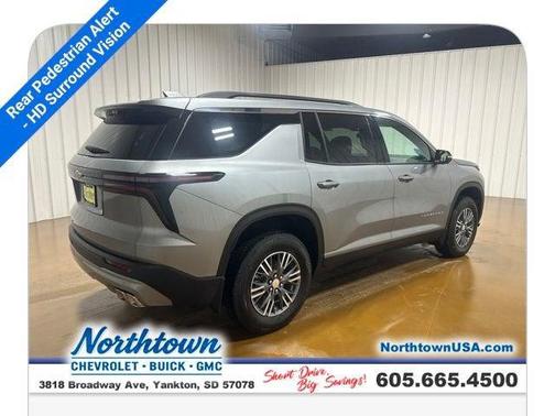 Sterling Gray Metallic 2026 Chevrolet Traverse LT