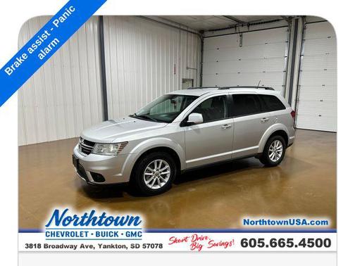 Bright Silver Metallic Clearcoat 2013 Dodge Journey SXT