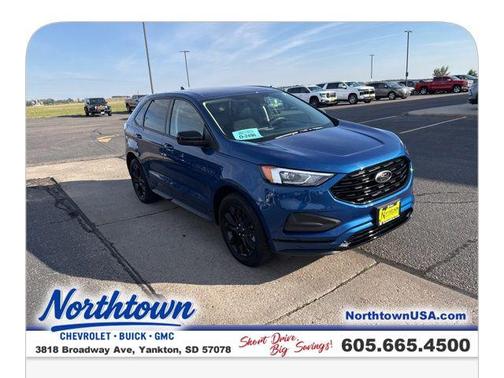 2022 Ford Edge SE