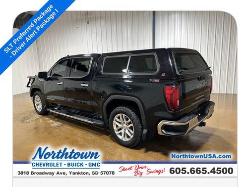 Onyx Black 2021 GMC Sierra 1500 SLT