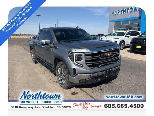 Sterling Metallic 2023 GMC Sierra 1500 SLT