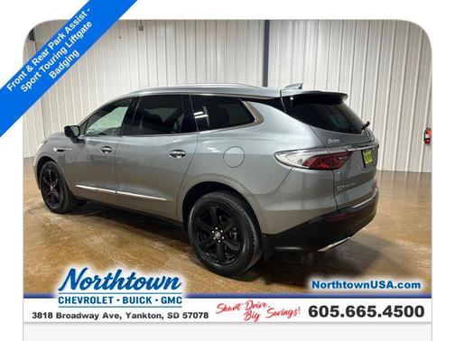 2023 Buick Enclave Essence AWD