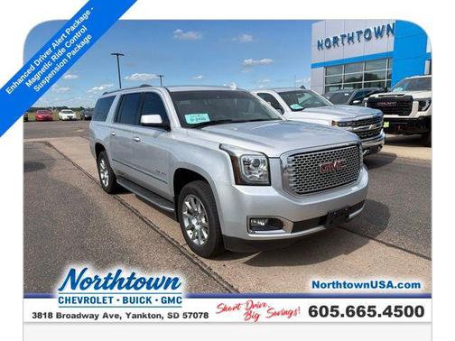 Quicksilver Metallic 2016 GMC Yukon XL Denali