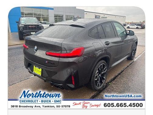 2024 BMW X4 M40i