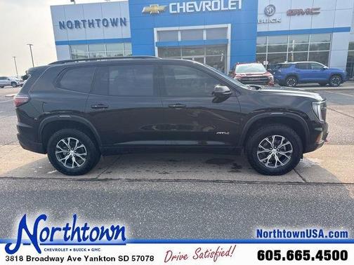 2024 GMC Acadia AT4