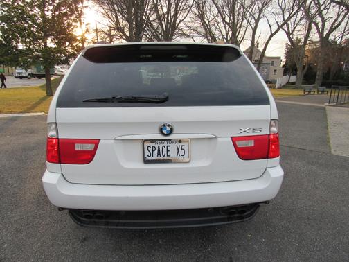 2006 BMW X5 4.4i