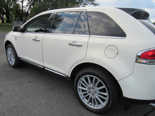 2013 Lincoln MKX Base