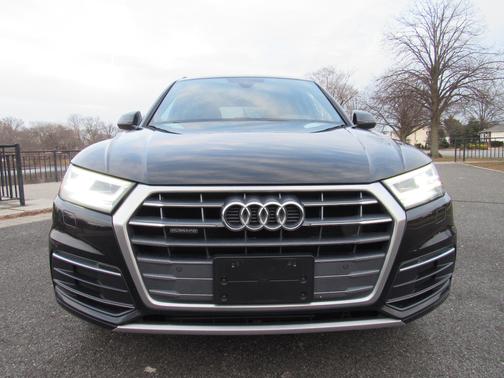2018 Audi Q5 2.0T Premium Plus