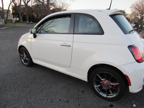 2015 FIAT 500 Sport