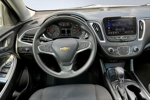 2023 Chevrolet Malibu LT W/1LT