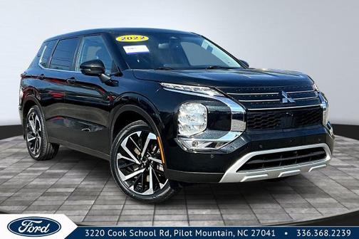 2022 Mitsubishi Outlander SE