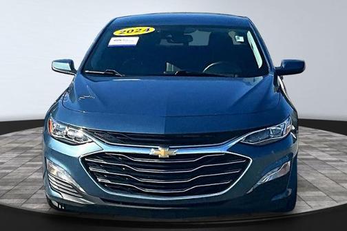 Lakeshore Blue Metallic 2024 Chevrolet Malibu LT W/2LT