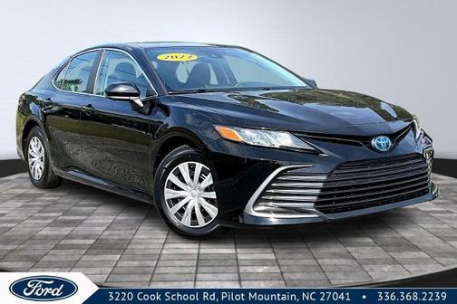 2022 Toyota Camry LE