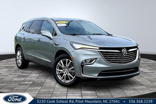 2023 Buick Enclave ESSENCE