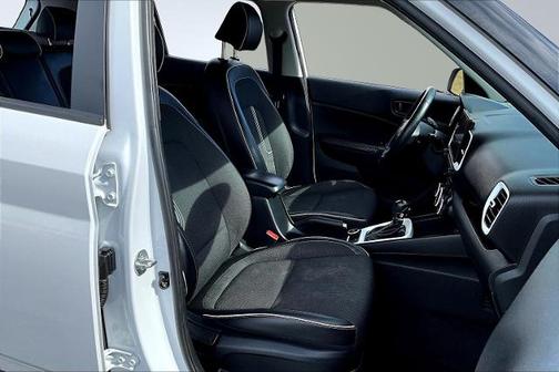 2024 Hyundai VENUE LIMITED