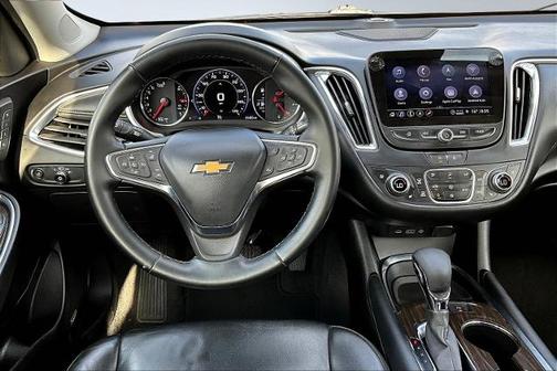 2024 Chevrolet Malibu LT W/2LT