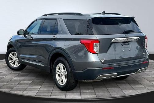 CARBONIZED GRAY METALLIC 2023 Ford Explorer XLT