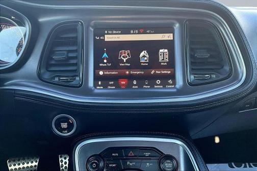 2022 Dodge Challenger SXT