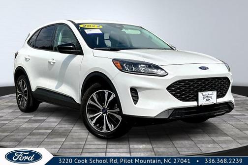 2022 Ford Escape SE