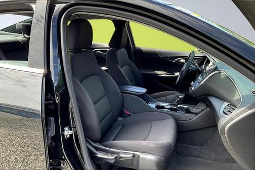 2024 Chevrolet Malibu LT W/1LT