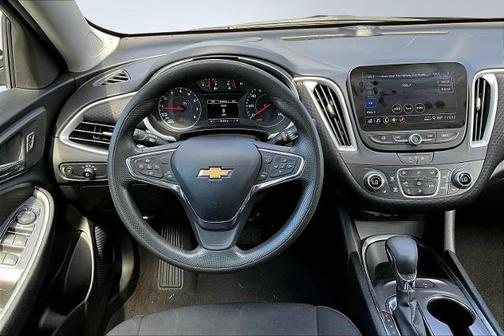 2024 Chevrolet Malibu LT W/1LT