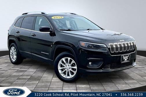 2019 Jeep Cherokee LATITUDE