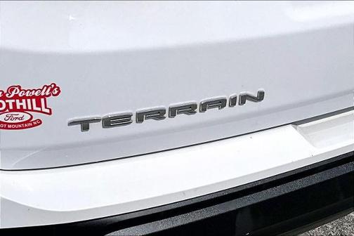 Summit White 2024 GMC Terrain SLE