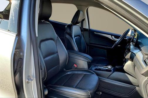 2021 Ford Escape TITANIUM