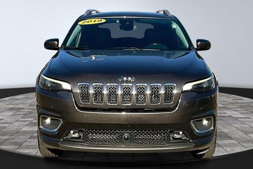 2019 Jeep Cherokee OVERLAND