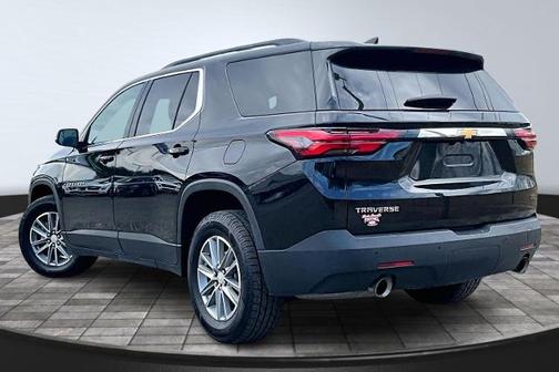 2022 Chevrolet Traverse LT CLOTH