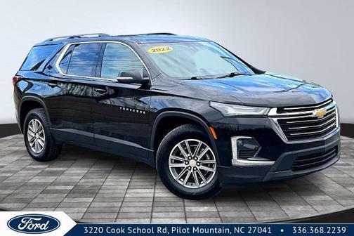 2022 Chevrolet Traverse LT CLOTH