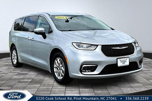 2023 Chrysler Pacifica TOURING L