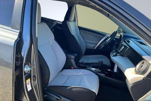 2018 Toyota RAV4 