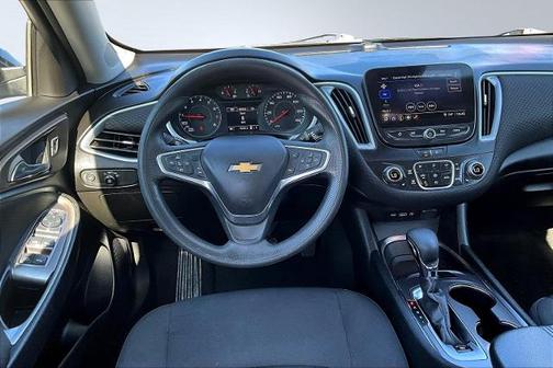 2023 Chevrolet Malibu LT W/1LT