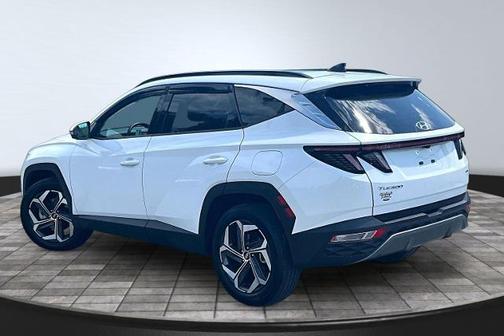 White Pearl 2024 Hyundai TUCSON LIMITED