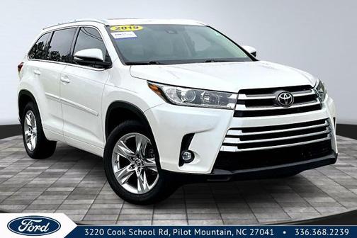 2019 Toyota Highlander 