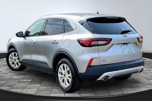 ICONIC SILVER METALLIC 2023 Ford Escape ACTIVE