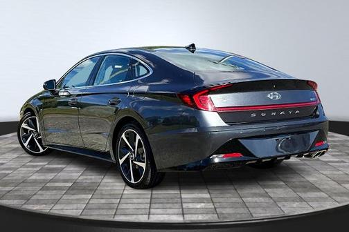 2022 Hyundai SONATA SEL PLUS