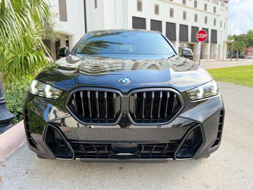 2024 BMW X6 xDrive40i