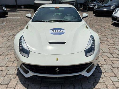2015 Ferrari F12berlinetta Base