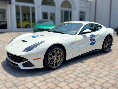 2015 Ferrari F12berlinetta Base