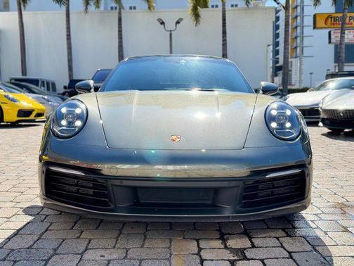 2022 Porsche 911 Carrera