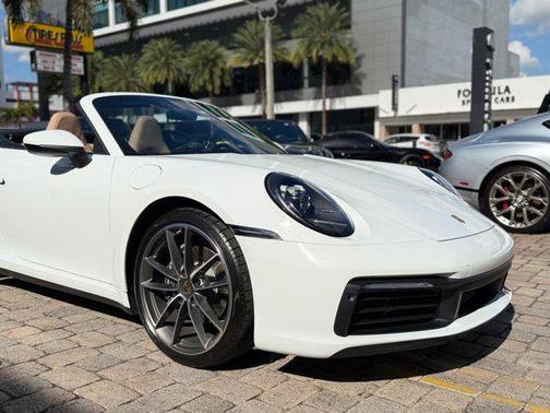 2024 Porsche 911 Carrera