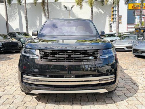 2023 Land Rover Range Rover P400 SE