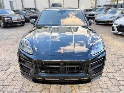 2025 Porsche Cayenne Turbo GT