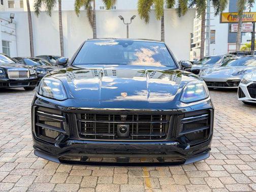 2025 Porsche Cayenne Turbo GT