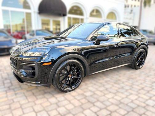 2025 Porsche Cayenne Turbo GT